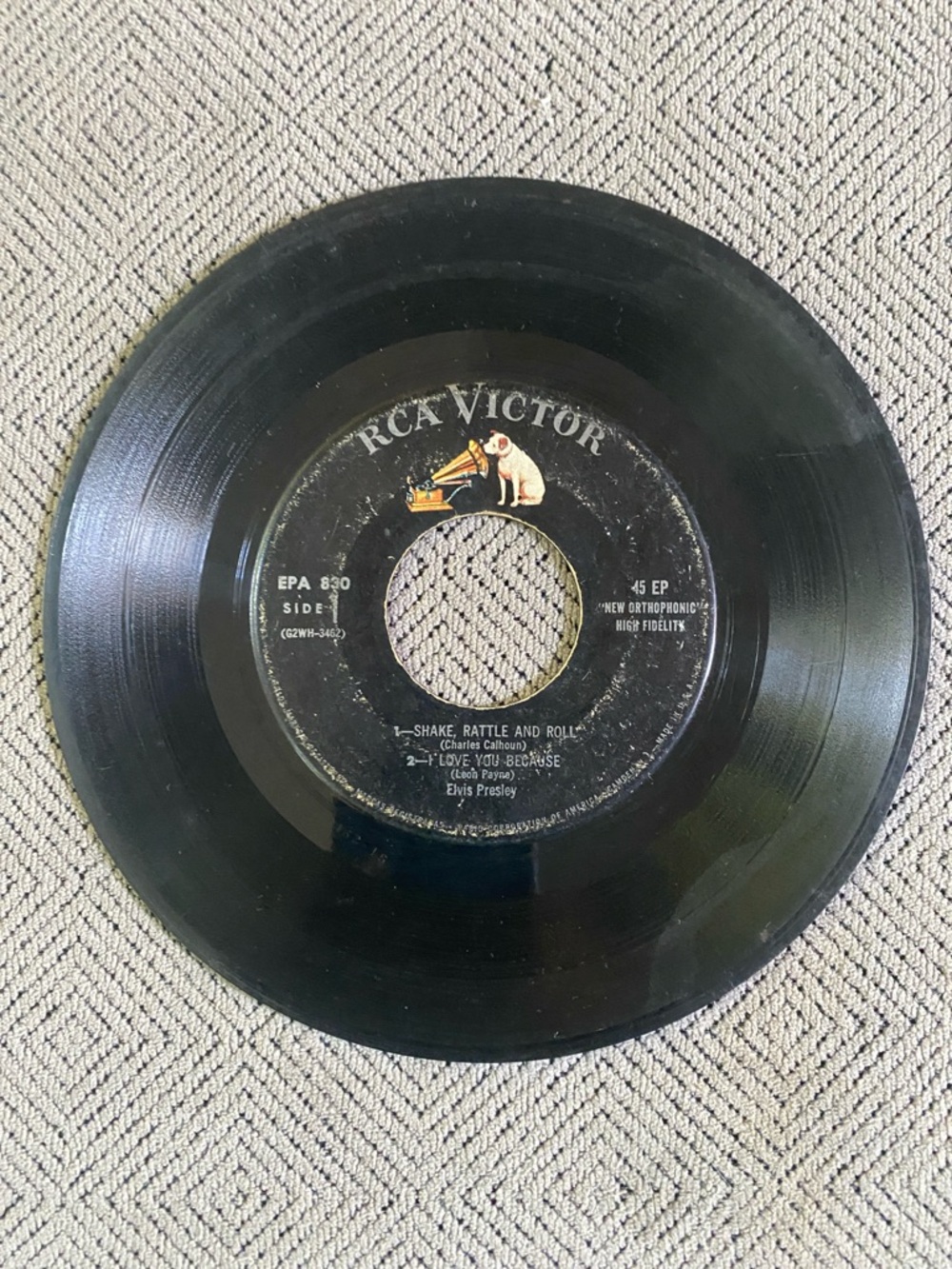 Elvis 45. Shake Rattle & roll.